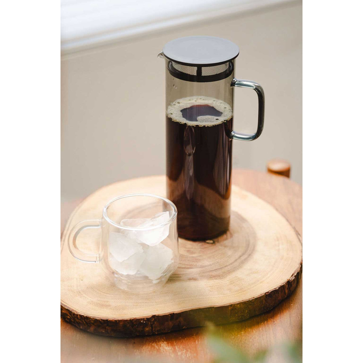 Hario Glass Iced & Cold Brew Tea Pitcher - Gray (27oz/800ml)